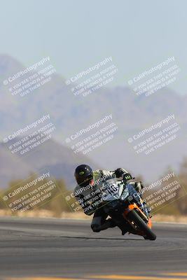 media/Apr-09-2023-SoCal Trackdays (Sun) [[333f347954]]/Turn 14 (1015am)/